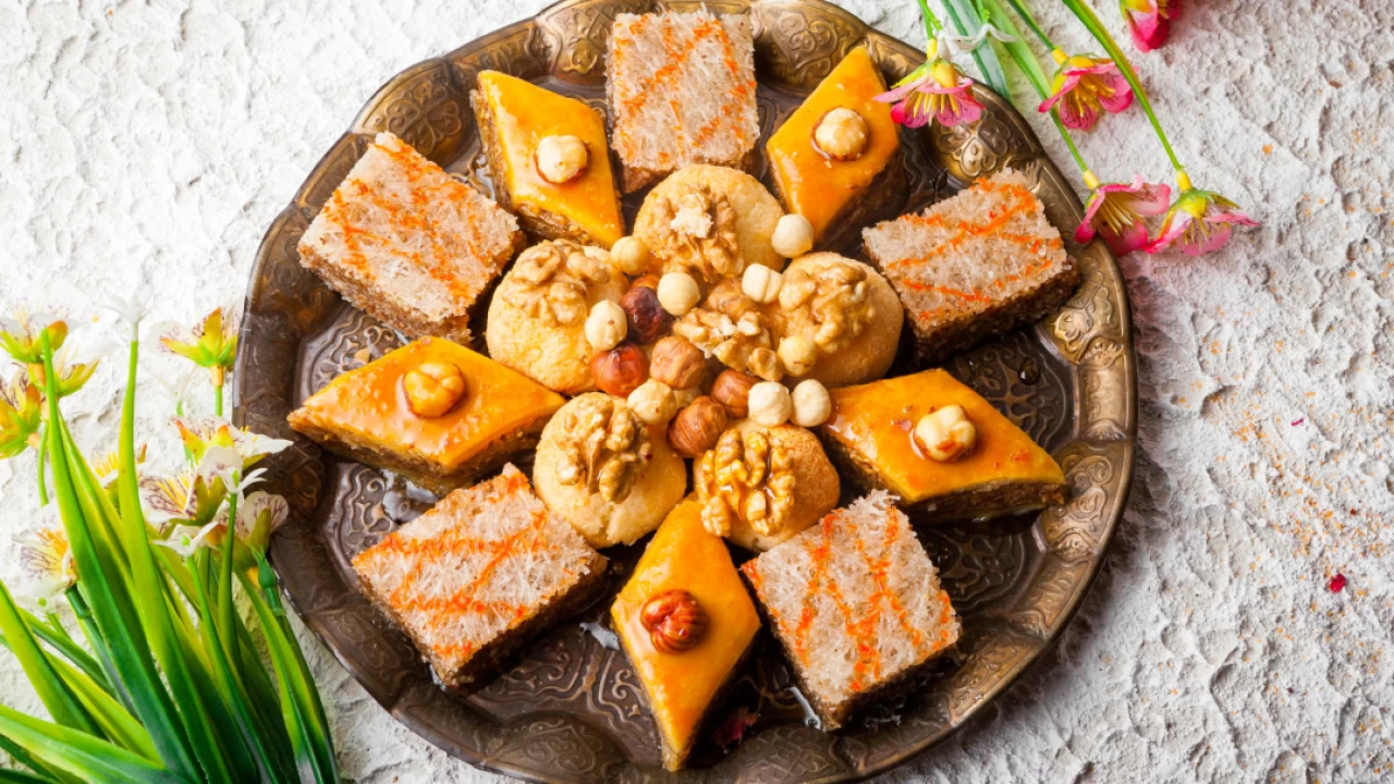 آشنایی با خوراکی‌های نوروزی در