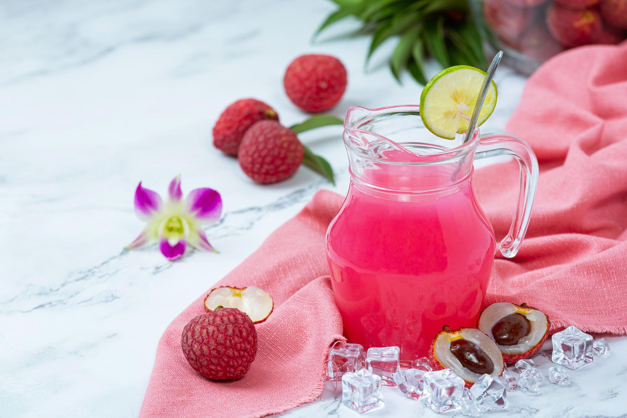 یخ در بهشت لیمو توت فرنگی