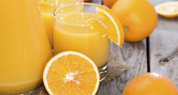 خوردن آب پرتقال در صبح