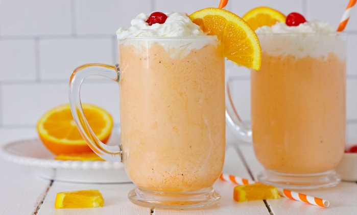 Orange & Ice-cream Smoothie